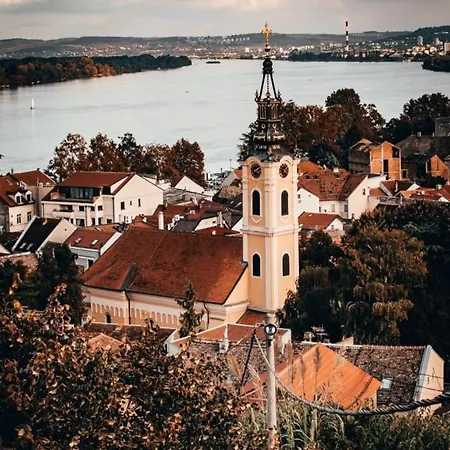 Blue Star アパート Zemun